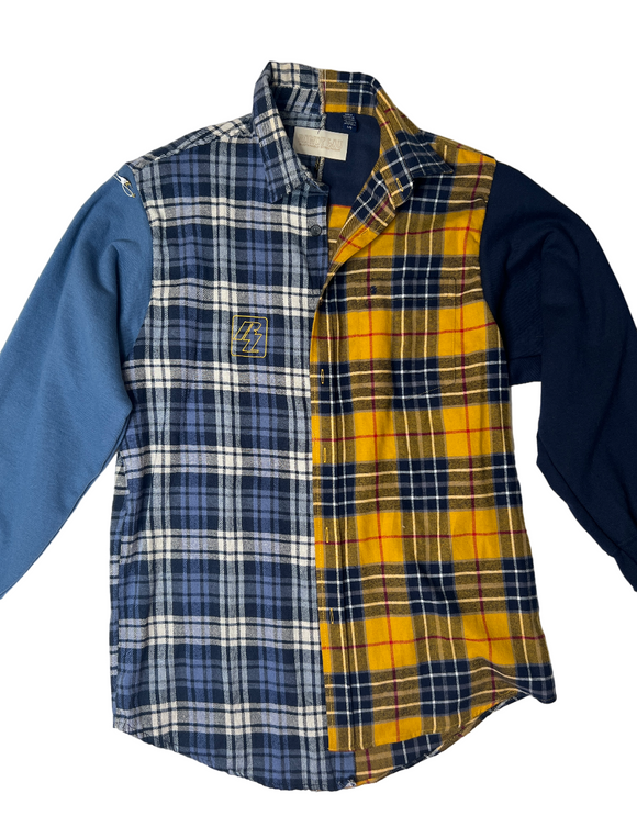 Rowdy Flannel Button Up Large